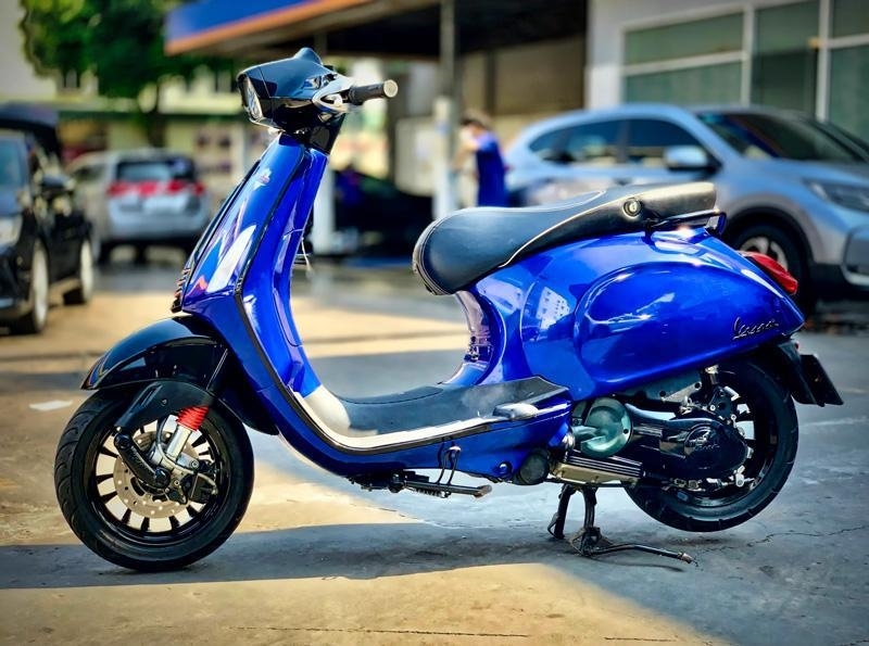 Hướng dẫn cách mở cốp xe Vespa vô cùng đơn giản